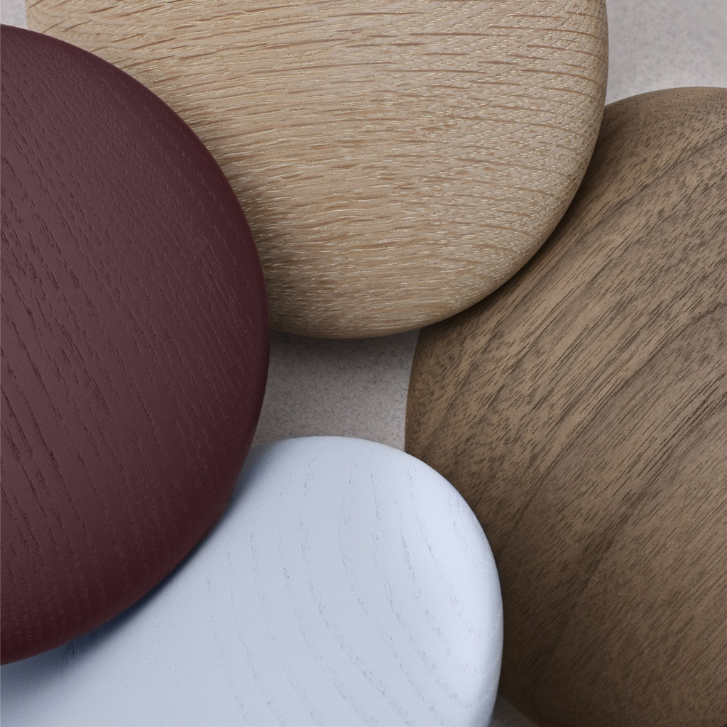 Muuto - DOTS - Set de 5 patères en bois noir