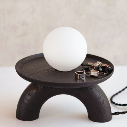 Mlle Jo - Lampe de table frêne lasuré noir "POPYLIGHT"