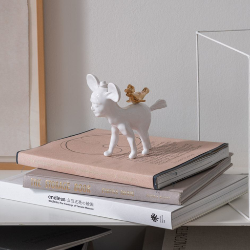 Gardeco - Sculpture "Gently loving fluffy seal - LOVE PETS"