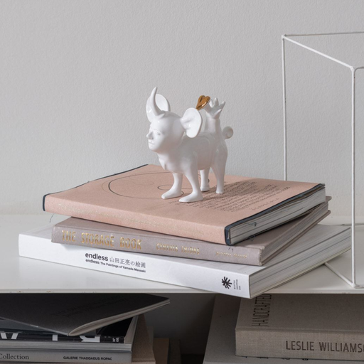 Gardeco - Sculpture "I throw my heart to love you - LOVE PETS"